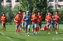 HuaTiHui-国际友谊赛大幕拉开，各队全力备战集结前线