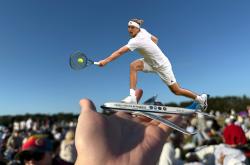 HuaTiHui-法网横扫温网，兹维列夫统治全场的简单介绍