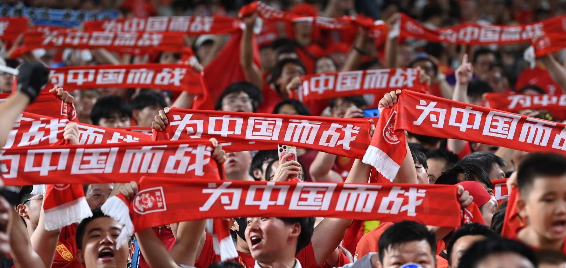 顽强拼搏!运动员不畏强敌夺冠 顽强拼搏!运动员不畏强敌夺冠