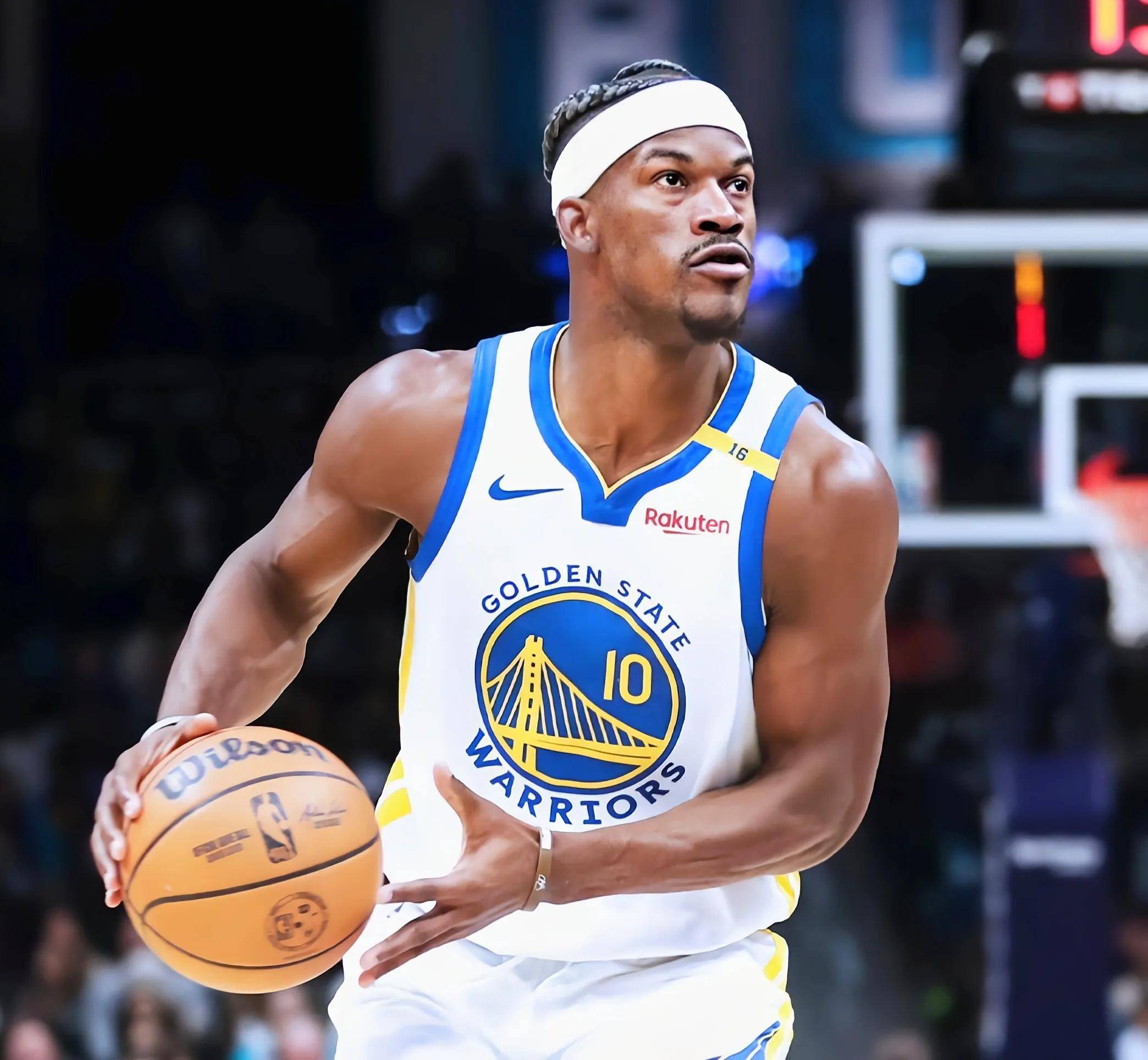 快船客场击败黄蜂,继续领跑西部 快船客场击败黄蜂,继续领跑西部